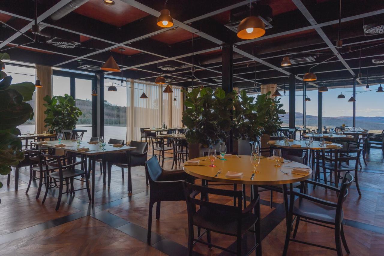 Winery & Design Hotel Roxanich モトヴン エクステリア 写真