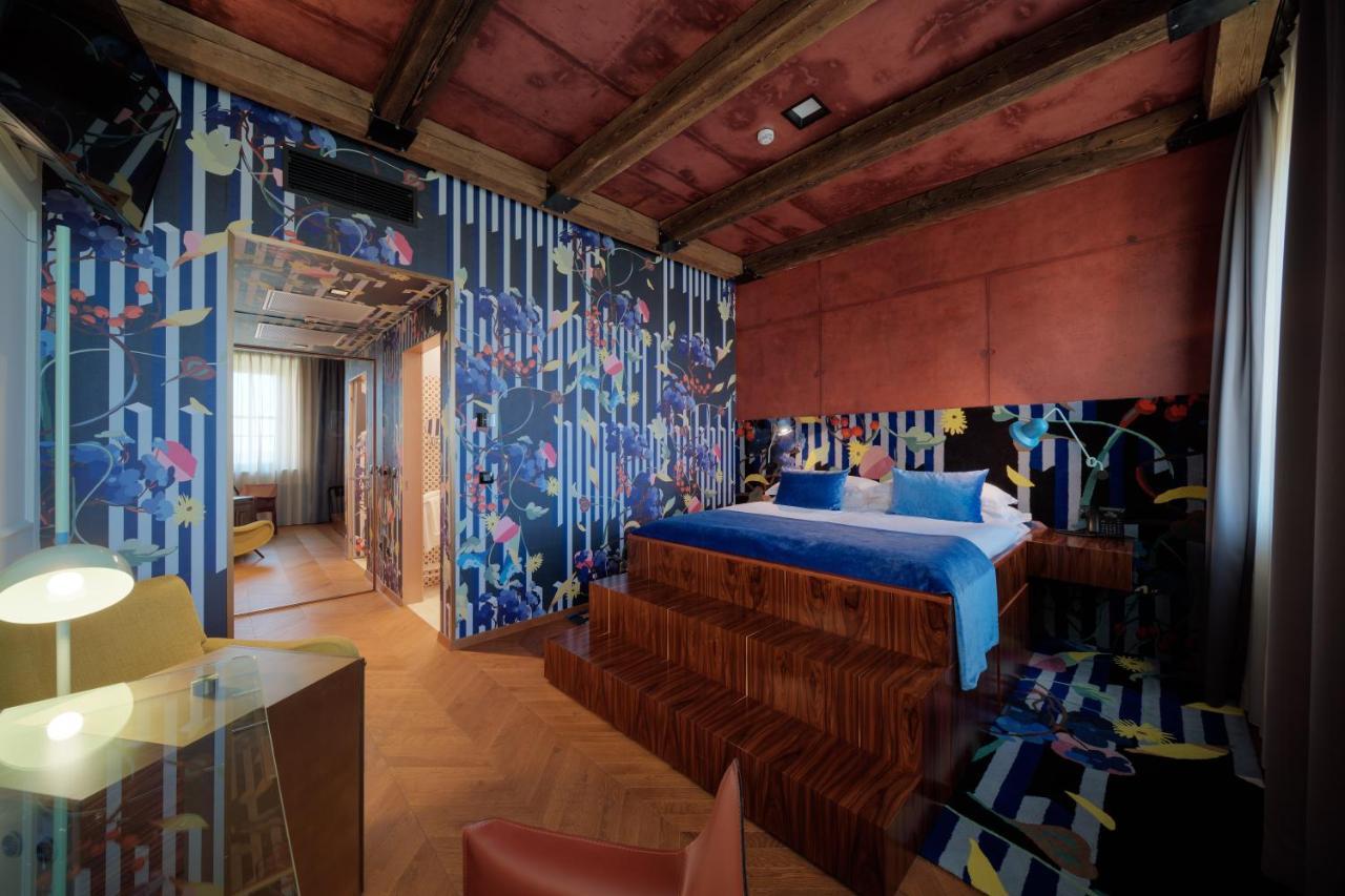 Winery & Design Hotel Roxanich モトヴン エクステリア 写真